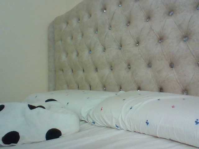 Beautystar12 live cam on BongaCams
