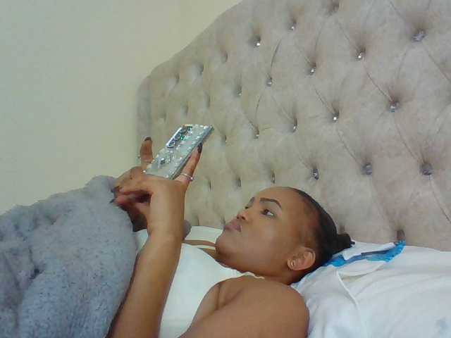 Blackmelanin1 live webcam show