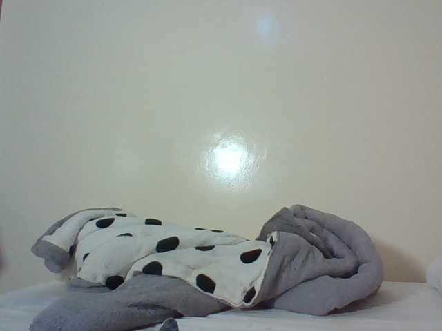 Blackmelanin1 live cam preview