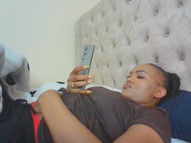 Blackmelanin1 live cam on BongaCams