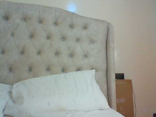 Beautystar12 live cam on BongaCams
