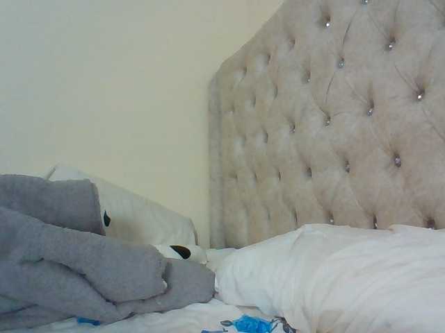 Beautystar12 live cam on BongaCams