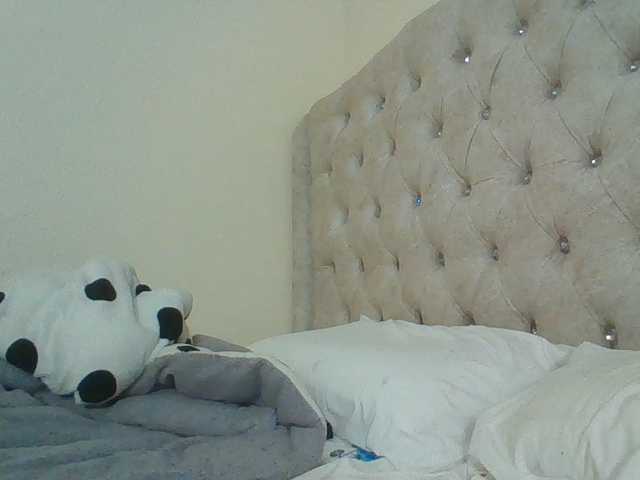 Beautystar12 live cam on BongaCams