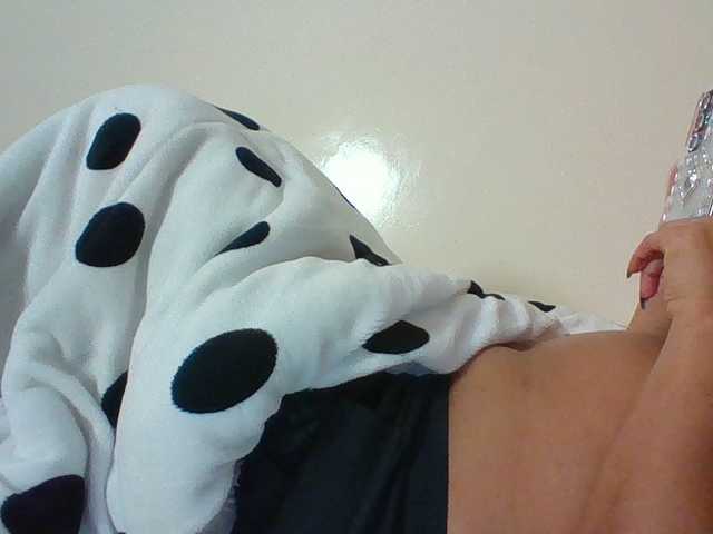 Beautystar12 live webcam show
