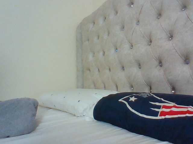Beautystar12 live cam on BongaCams
