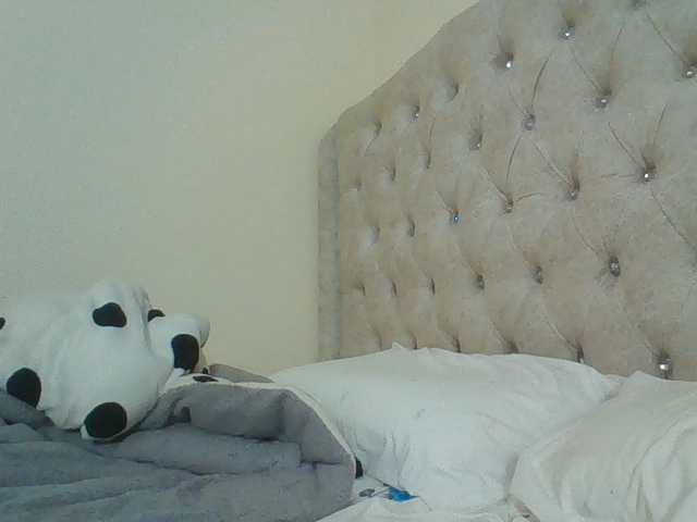 Beautystar12 live cam on BongaCams