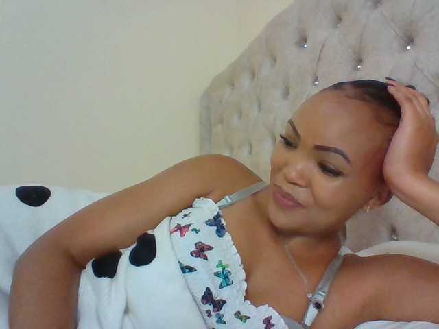Blackmelanin1 live webcam show