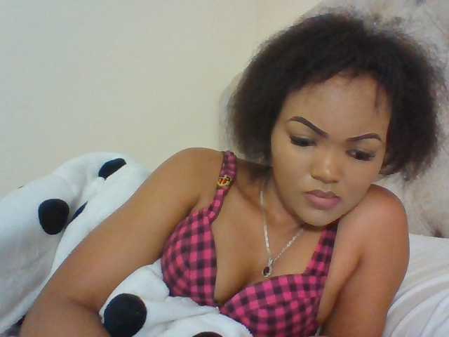 Blackmelanin1 live cam preview