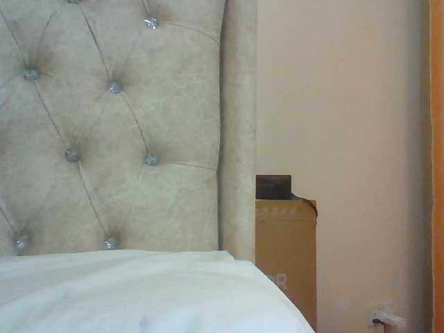 Beautystar12 live cam on BongaCams