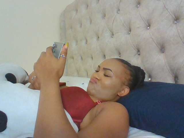 Blackmelanin1 live cam on BongaCams