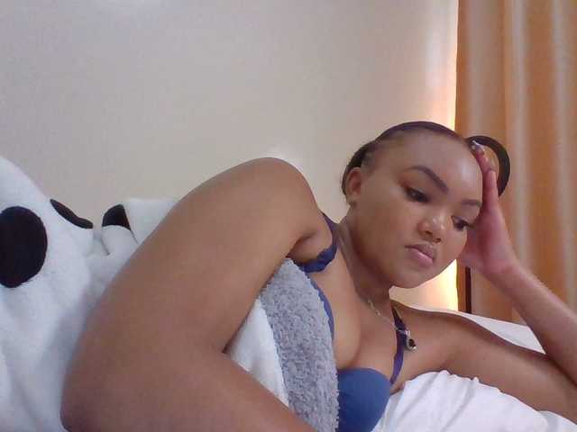 Beautystar12's BongaCams show and profile