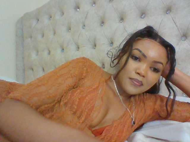 Blackmelanin1 live cam preview