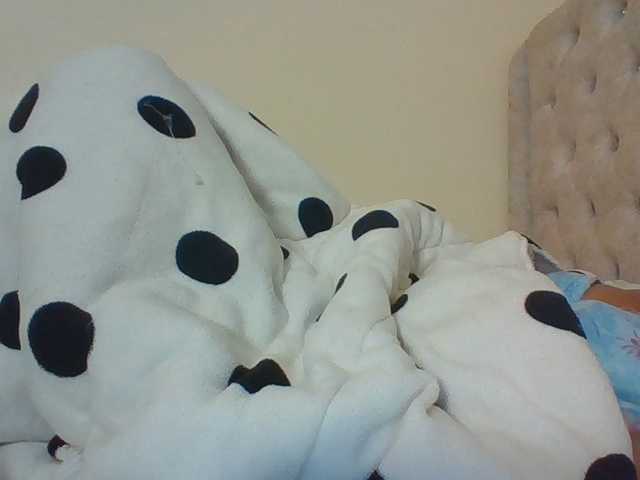 Blackmelanin1 live cam preview