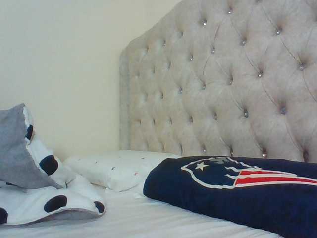 Beautystar12 live cam on BongaCams