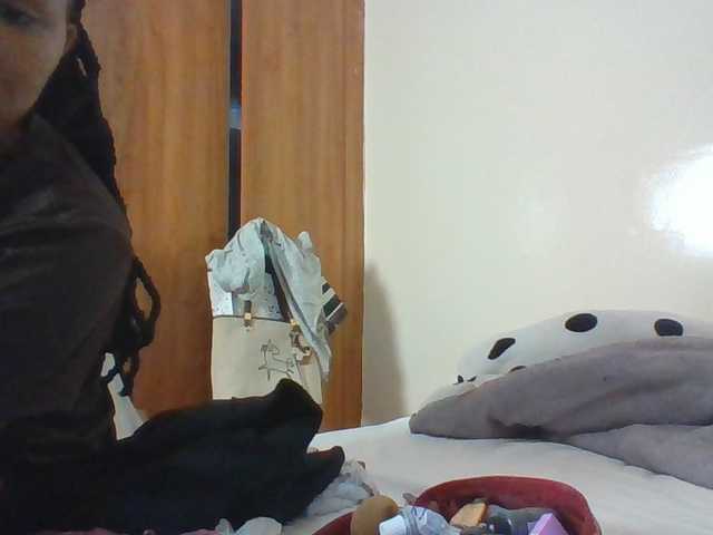 Blackmelanin1 live cam preview