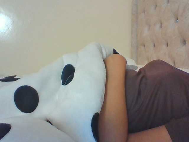 Beautystar12 live cam on BongaCams