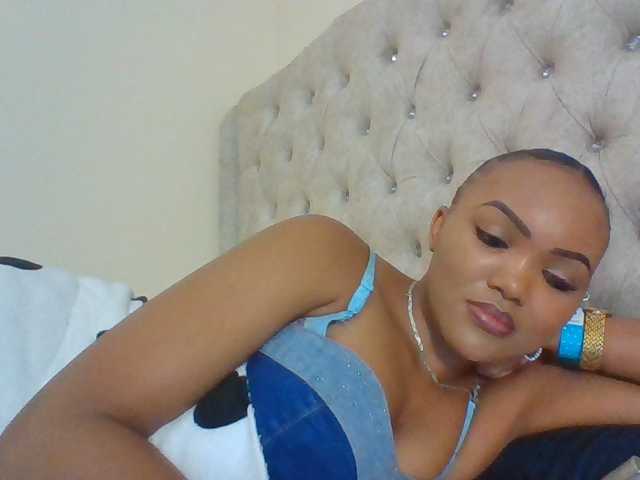 Beautystar12 live cam preview