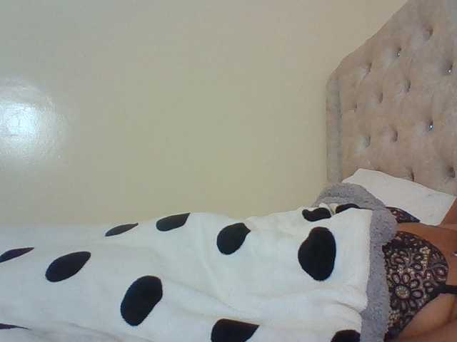 Blackmelanin1 live cam preview
