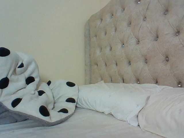 Blackmelanin1 live cam preview