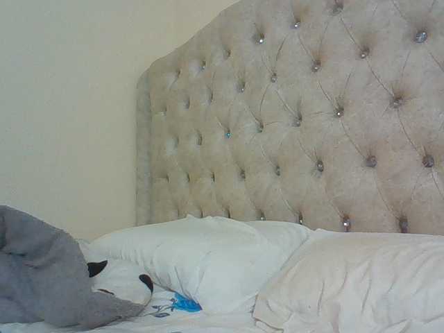 Beautystar12 live cam on BongaCams