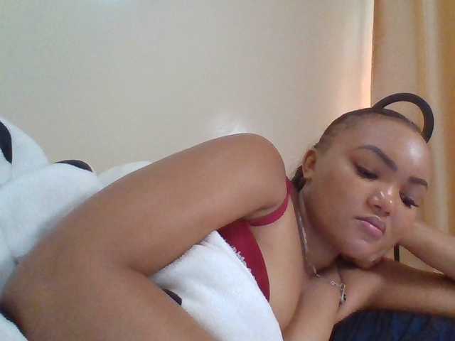 Beautystar12's BongaCams show and profile