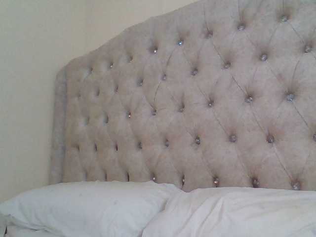 Beautystar12 live cam on BongaCams
