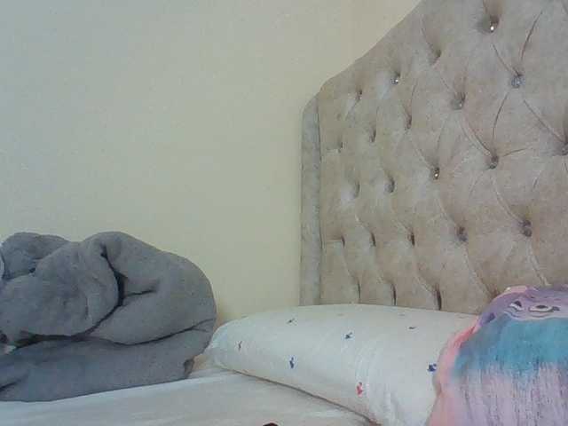 Beautystar12 live cam on BongaCams