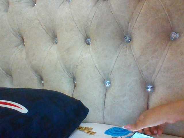 Beautystar12 live cam on BongaCams