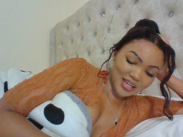 Blackmelanin1 live cam preview