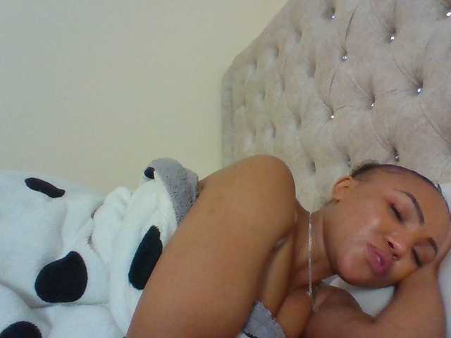 Blackmelanin1 live webcam show
