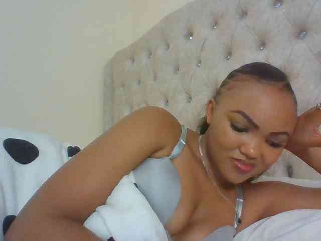 Blackmelanin1 webcam