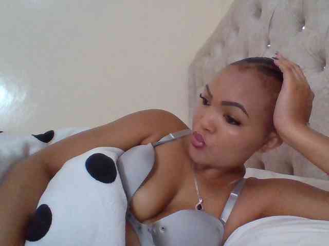 Blackmelanin1 webcam