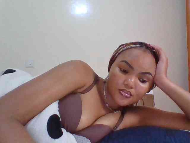 Blackmelanin1 webcam