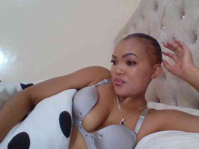 Blackmelanin1 webcam