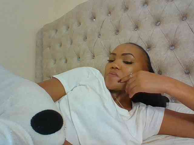 Blackmelanin1 webcam