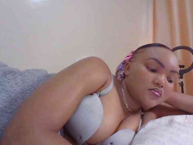 Blackmelanin1 webcam