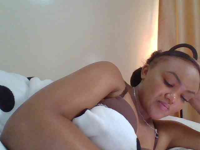 Blackmelanin1 webcam