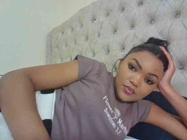 Blackmelanin1 webcam