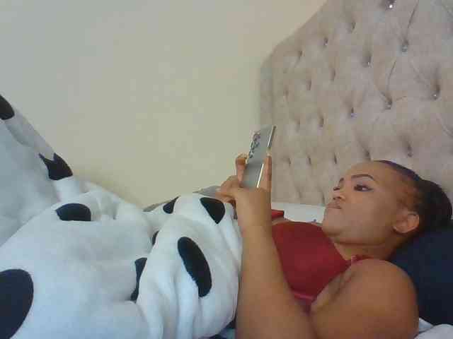 Beautystar12's webcam live show