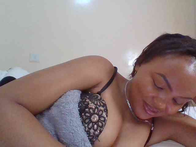 Blackmelanin1 webcam