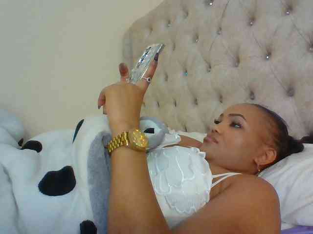 Blackmelanin1 webcam