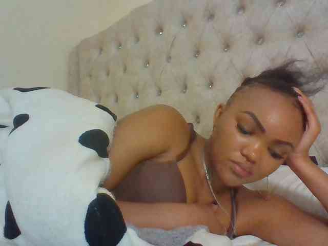 Blackmelanin1 webcam