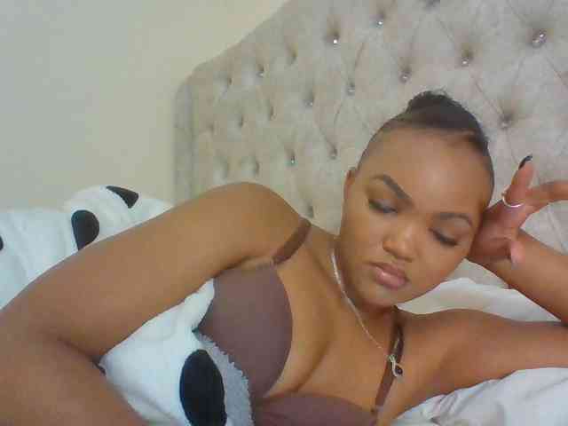 Blackmelanin1 webcam