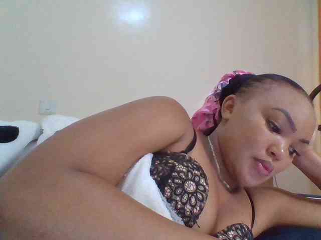 Blackmelanin1 webcam