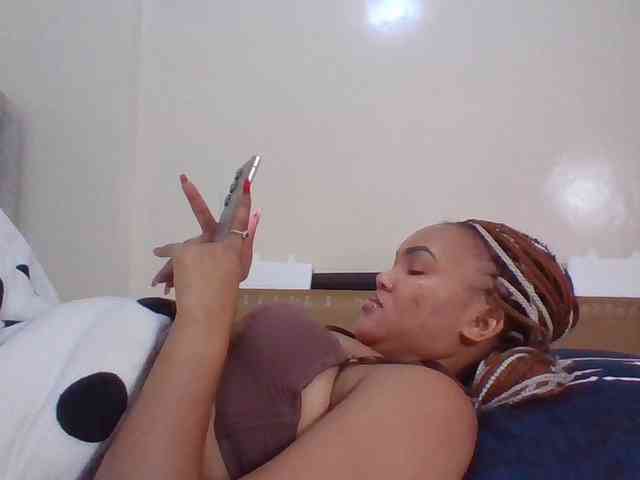 Blackmelanin1 webcam