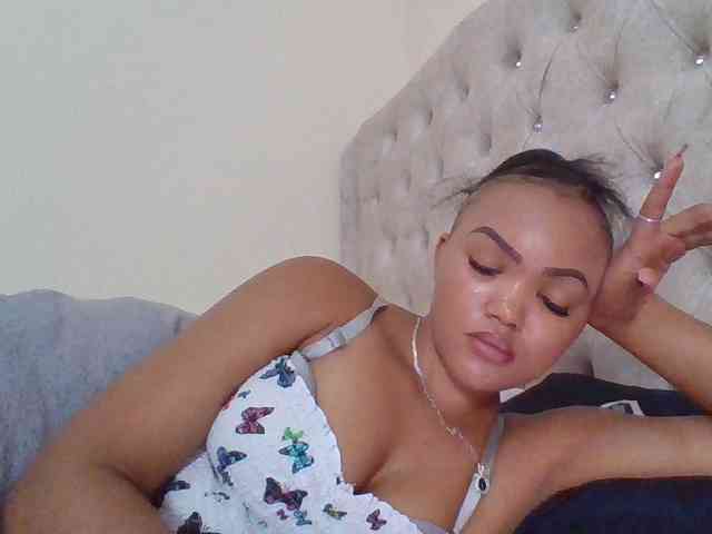 Blackmelanin1 webcam