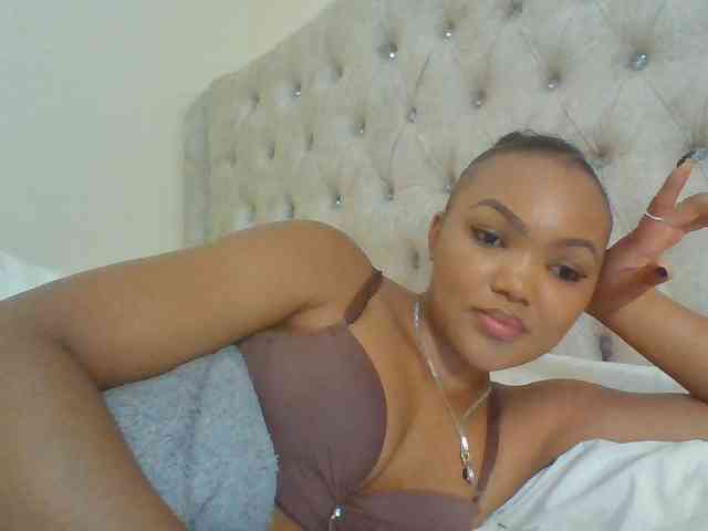 Blackmelanin1 webcam