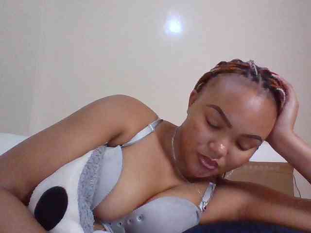 Blackmelanin1 webcam