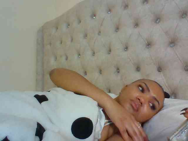 Blackmelanin1 webcam