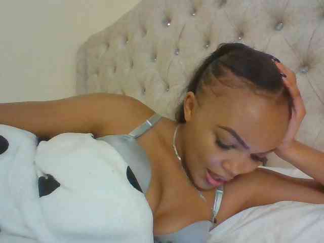 Blackmelanin1 webcam